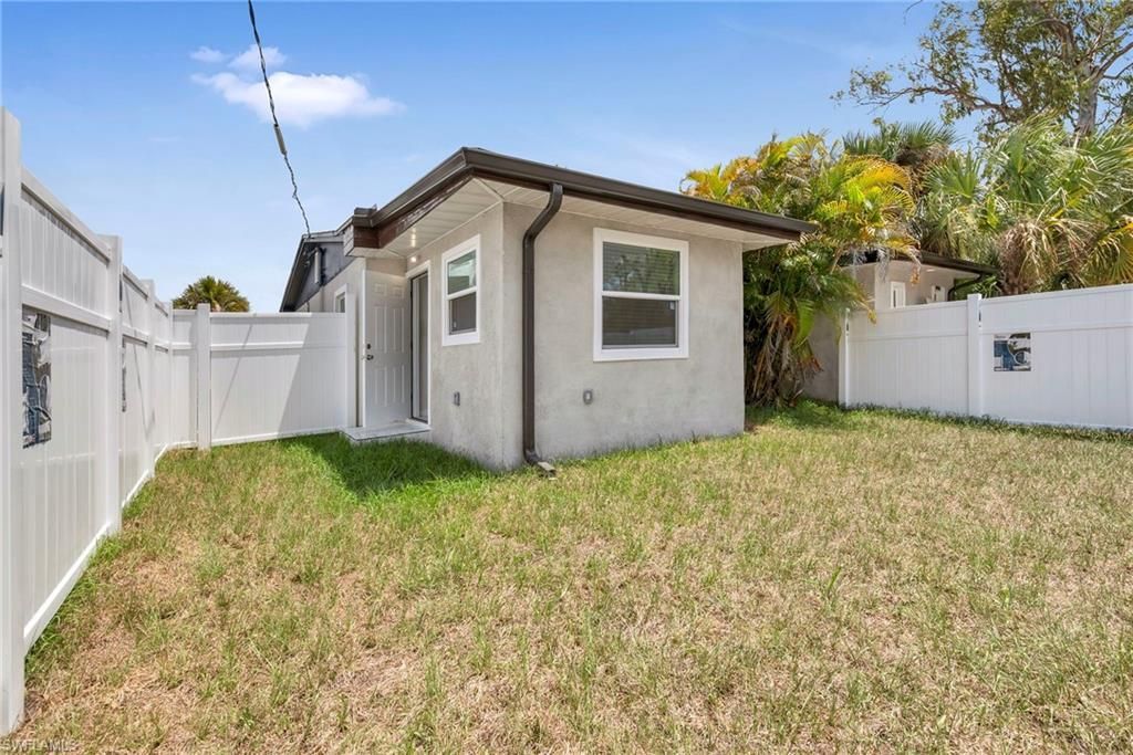 2566-2578 Jackson St W, Fort Myers, FL 33901 Photo