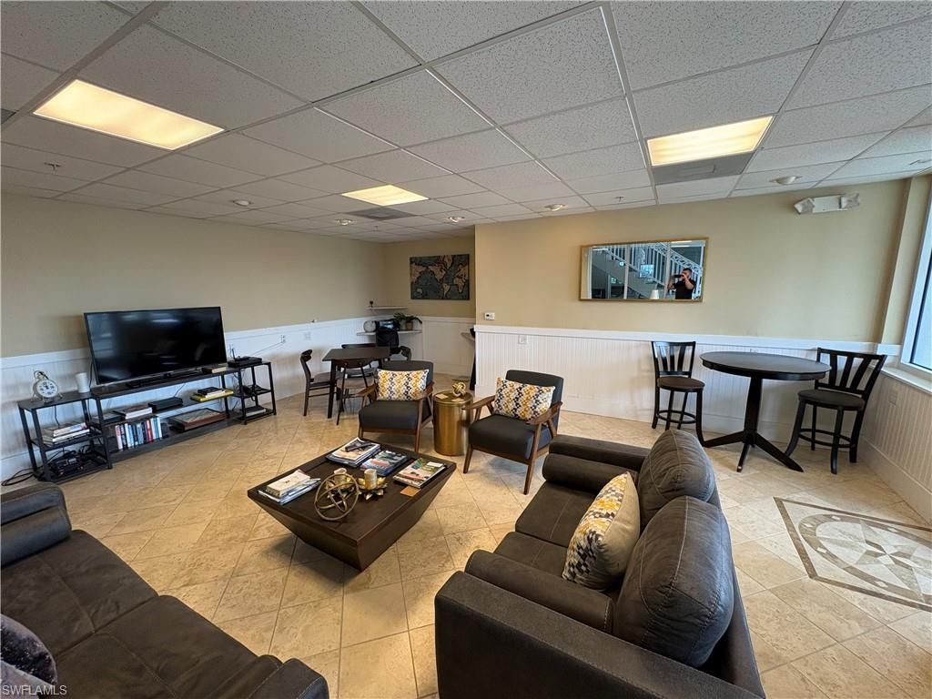 1001 10th Ave S, Naples, FL 34102 Photo