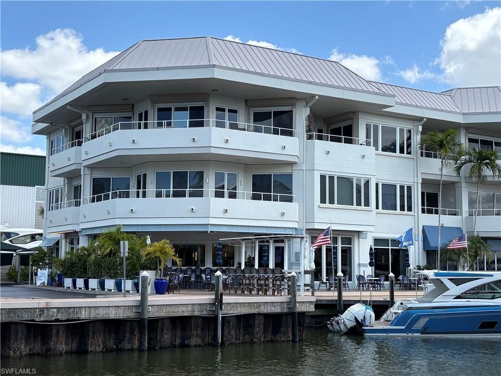 1001 10th Ave S, Naples, FL 34102 Photo