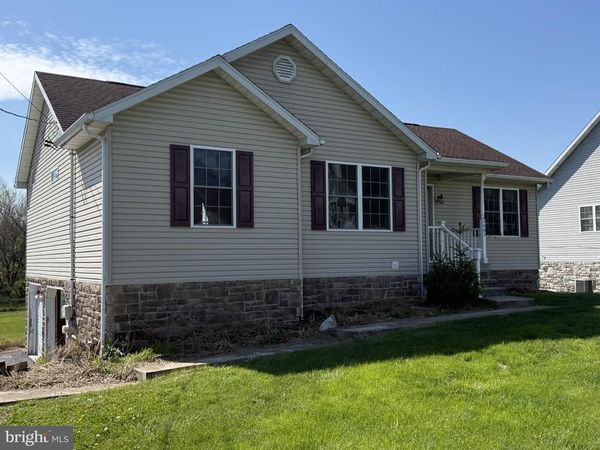 9085 ANTHONY HIGHWAY, WAYNESBORO, PA 17268