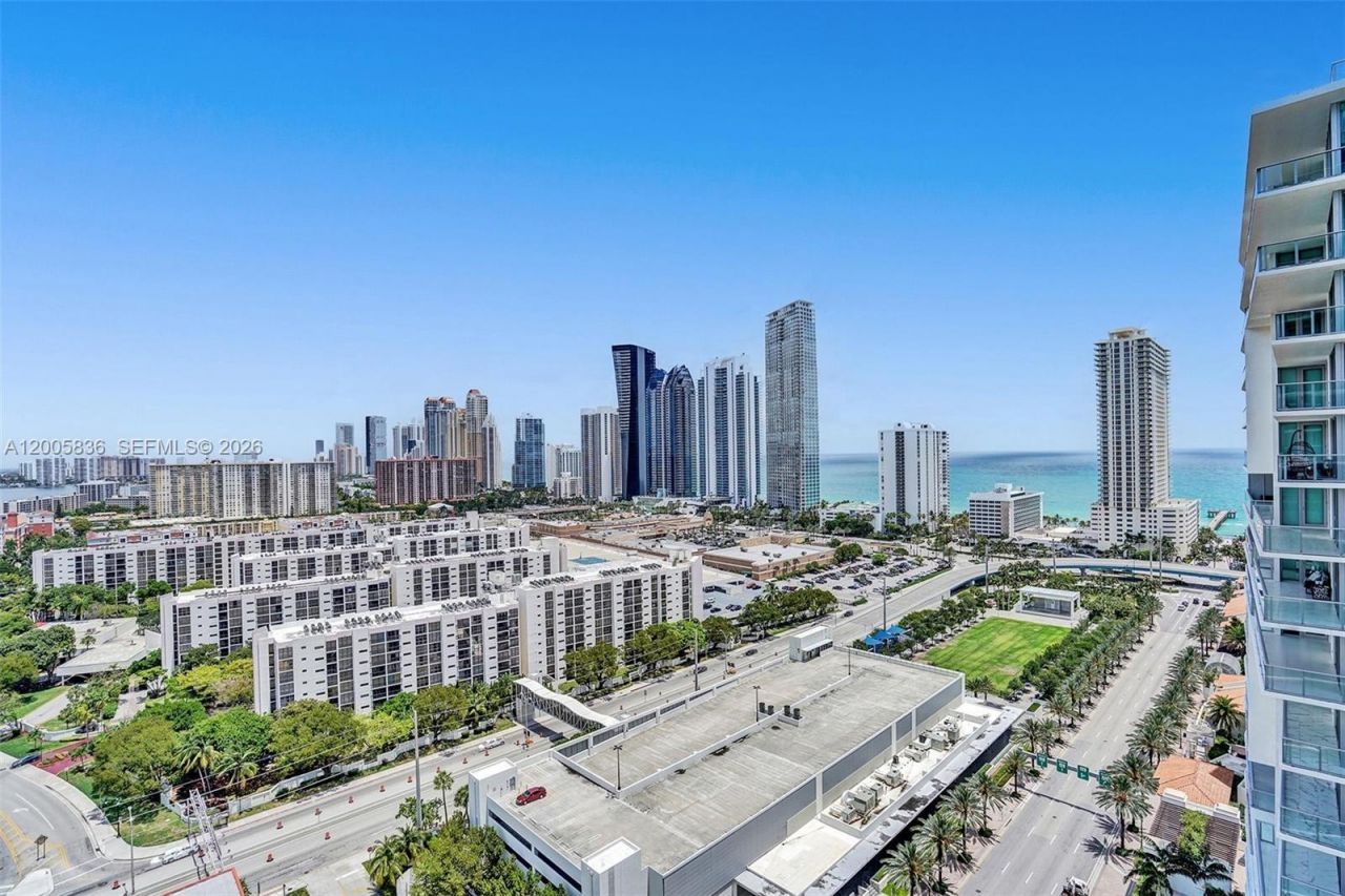 330 Sunny Isles Blvd, Unit 5-2207, Sunny Isles Beach, FL 33160 Photo