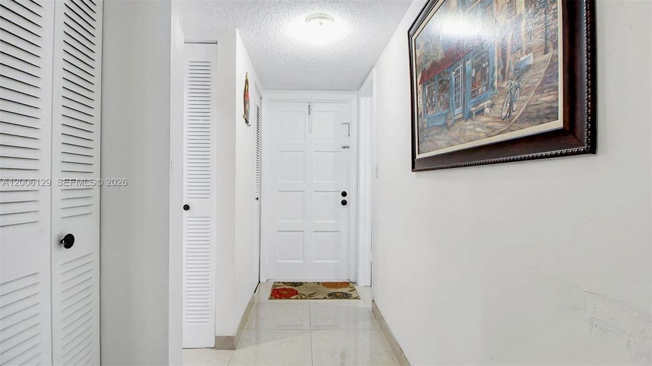 4000 NW 44th Ave, Unit 306, Lauderdale Lakes, FL 33319 Photo