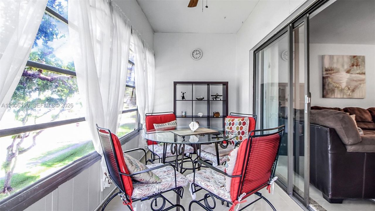 4000 NW 44th Ave, Unit 306, Lauderdale Lakes, FL 33319 Photo