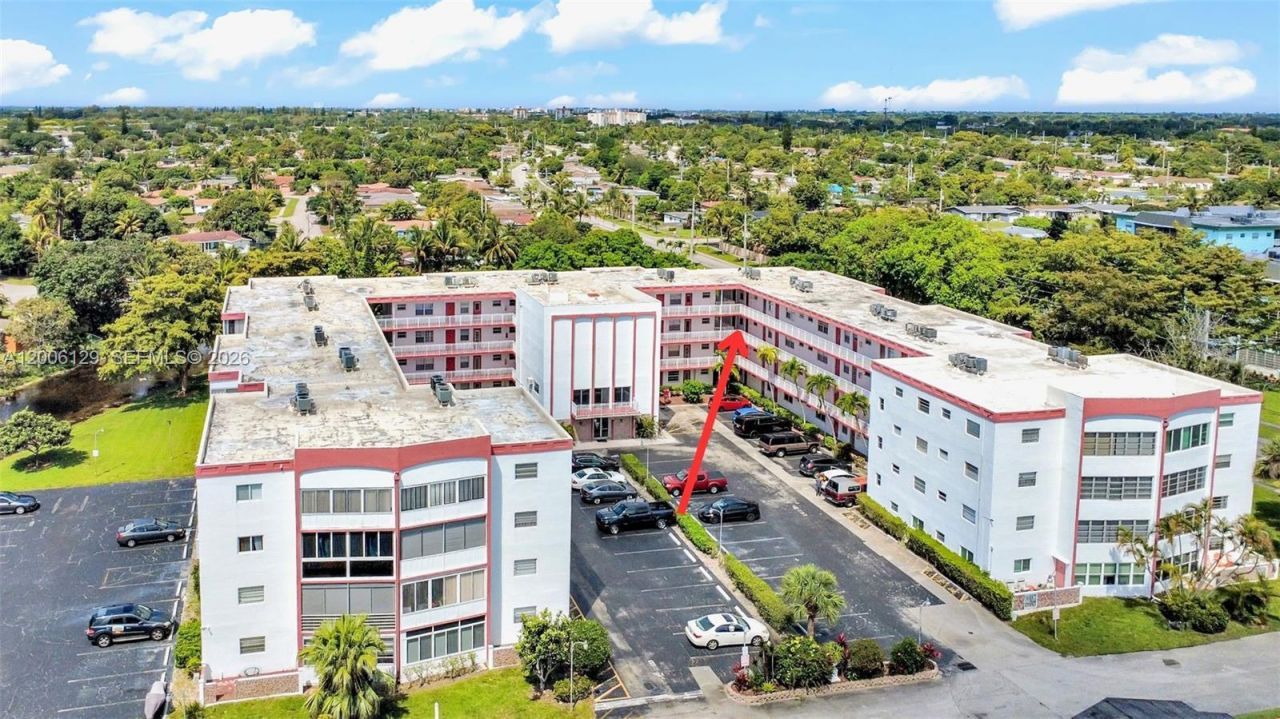 4000 NW 44th Ave, Unit 306, Lauderdale Lakes, FL 33319 Photo