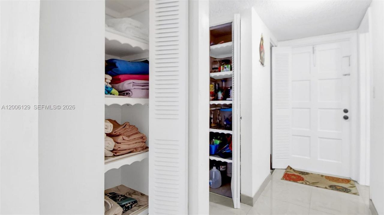 4000 NW 44th Ave, Unit 306, Lauderdale Lakes, FL 33319 Photo