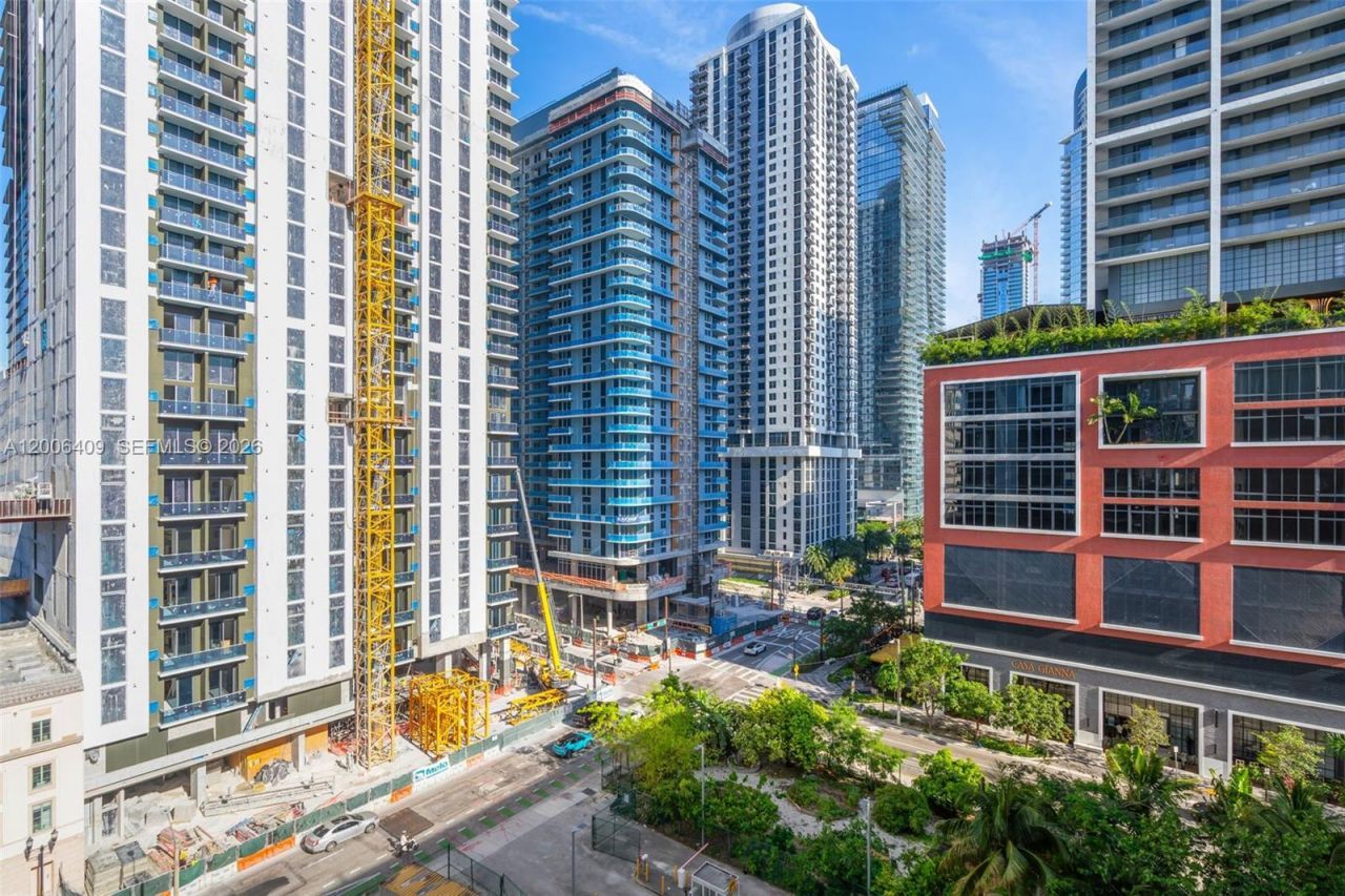 121 NE 5th St, Unit 912B, Miami, FL 33132 Photo