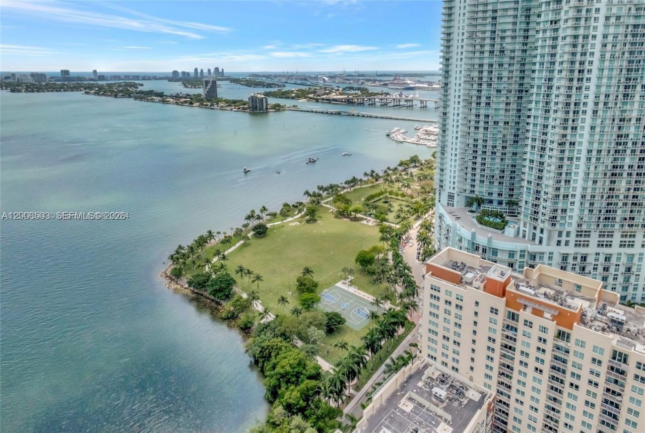 2020 N Bayshore Dr, Unit 3408, Miami, FL 33137 Photo