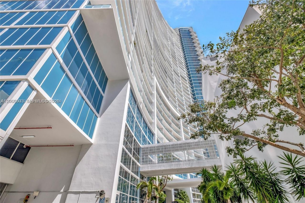 2020 N Bayshore Dr, Unit 3408, Miami, FL 33137 Photo