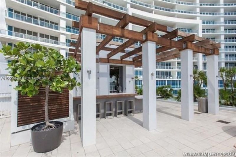2020 N Bayshore Dr, Unit 3408, Miami, FL 33137 Photo