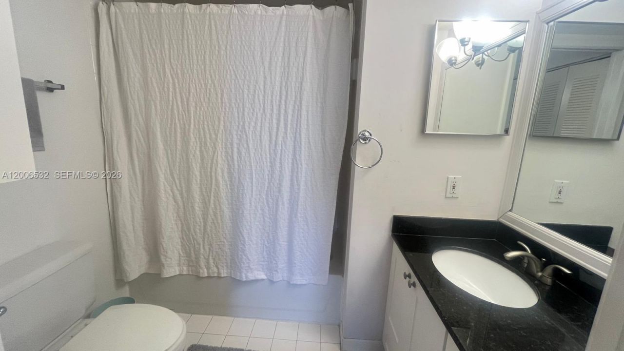 19999 E Country Club Dr , Unit 1303, Aventura, FL 33180 Photo