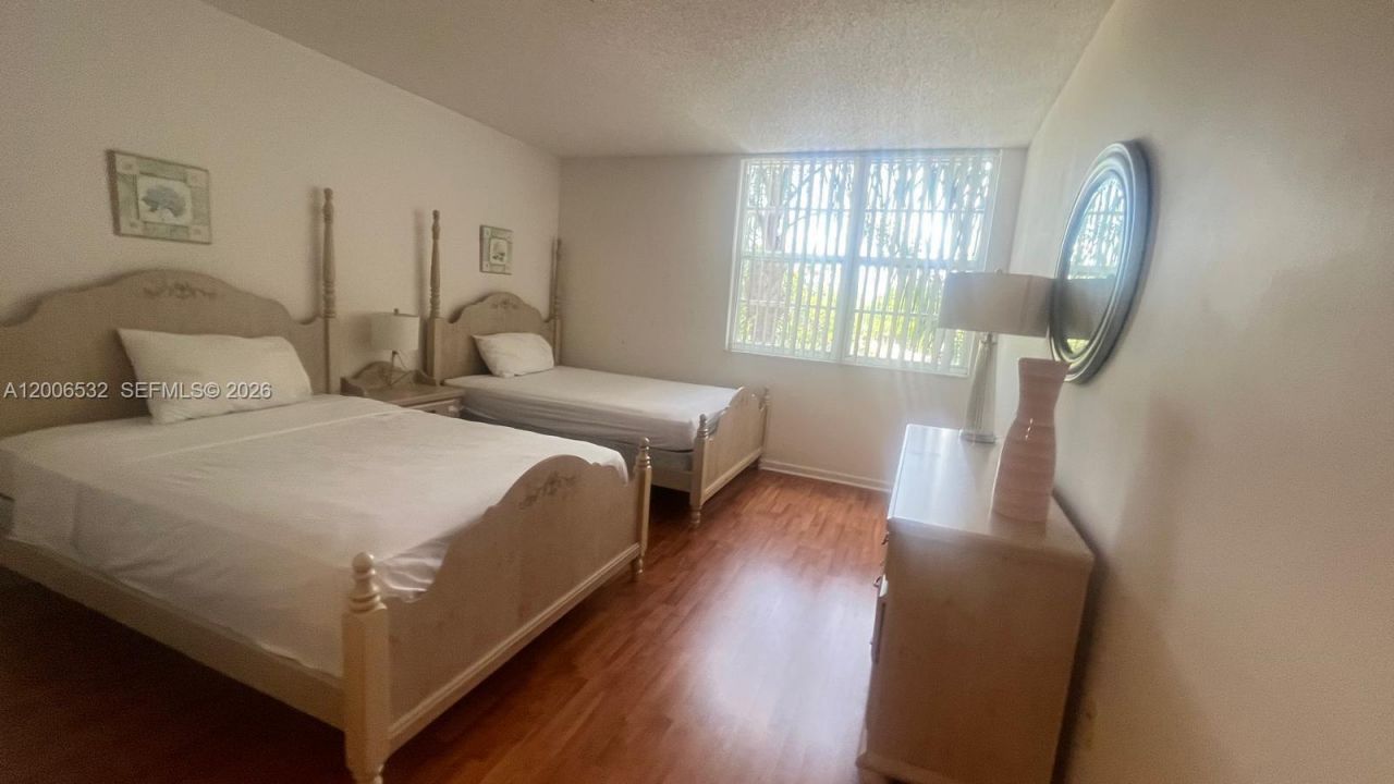19999 E Country Club Dr , Unit 1303, Aventura, FL 33180 Photo