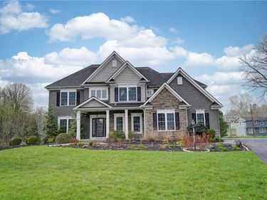 11 Rainbrooke Drive , Pittsford, NY 14534