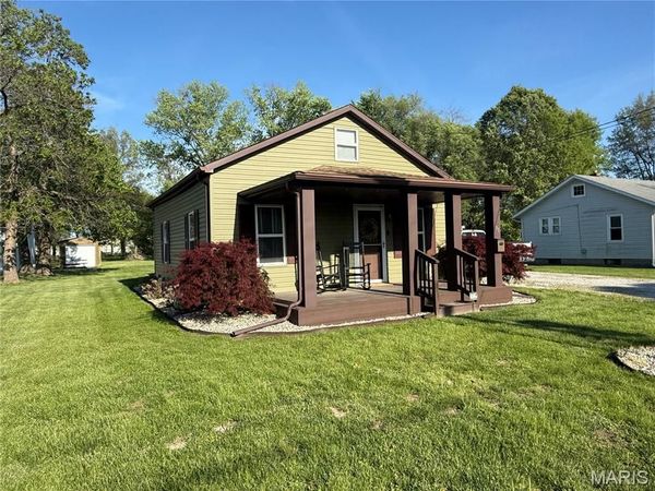 33 S Williams Street , Cottage Hills, IL 62018