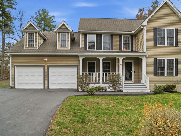 46 Cherrywood Drive, Nashua, NH 03062