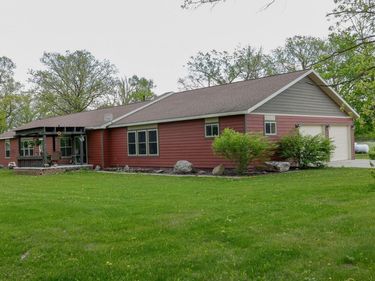 38742 County Highway 19, Bluffton, MN 56518