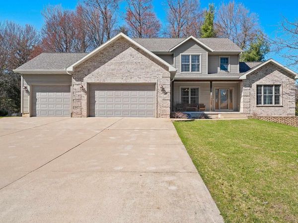 410 HEMLOCK STREET, Peshtigo, WI 54157