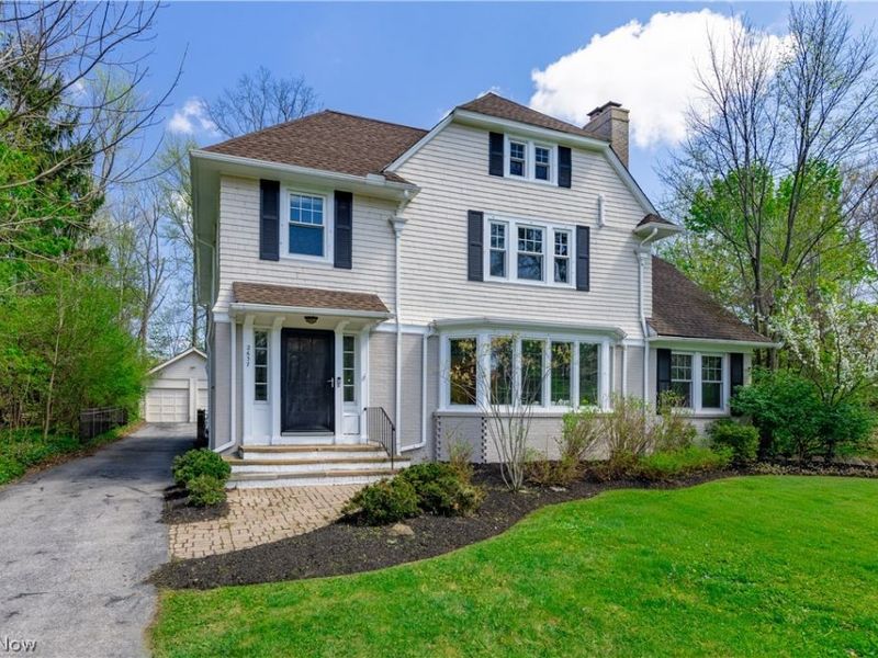 2637 Wellington Road, Cleveland Heights, OH 44118 Photo 1