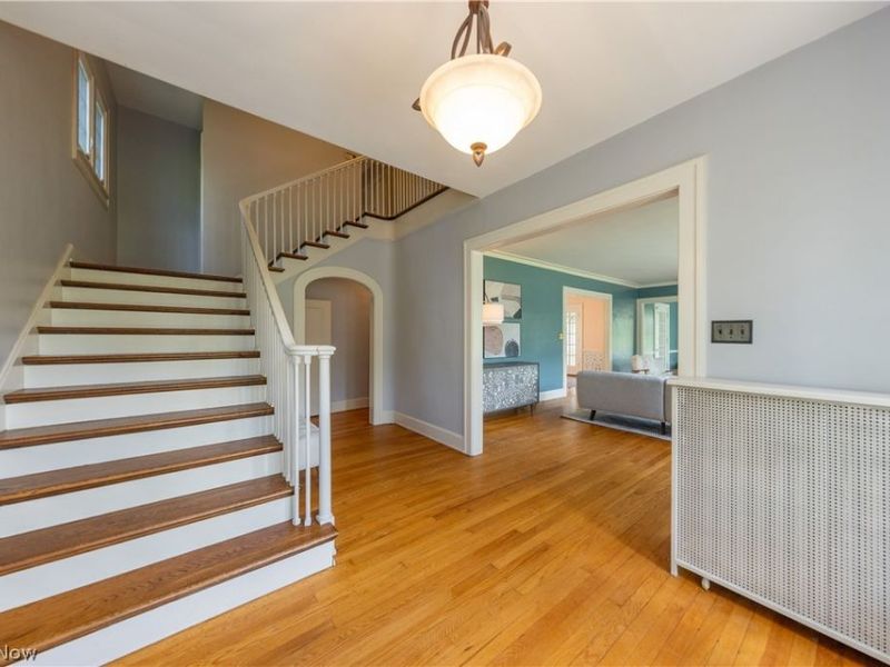 2637 Wellington Road, Cleveland Heights, OH 44118 Photo 2