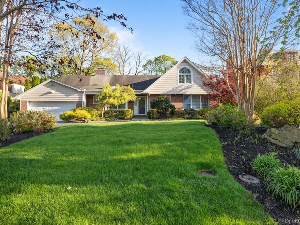 46 Nassau Drive, Great Neck, NY 11021