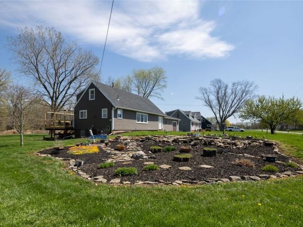 524 Robertson Road , Churchville, NY 14428