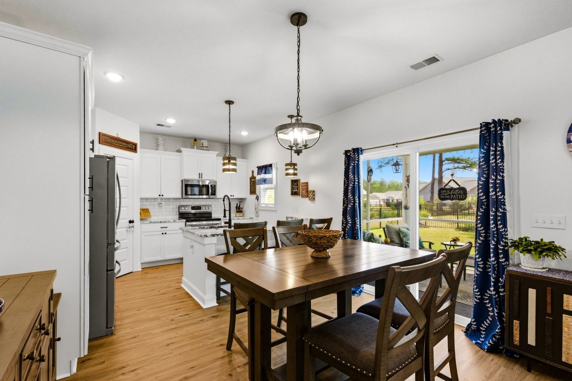 382 Long Meadow Dr. Photo 11