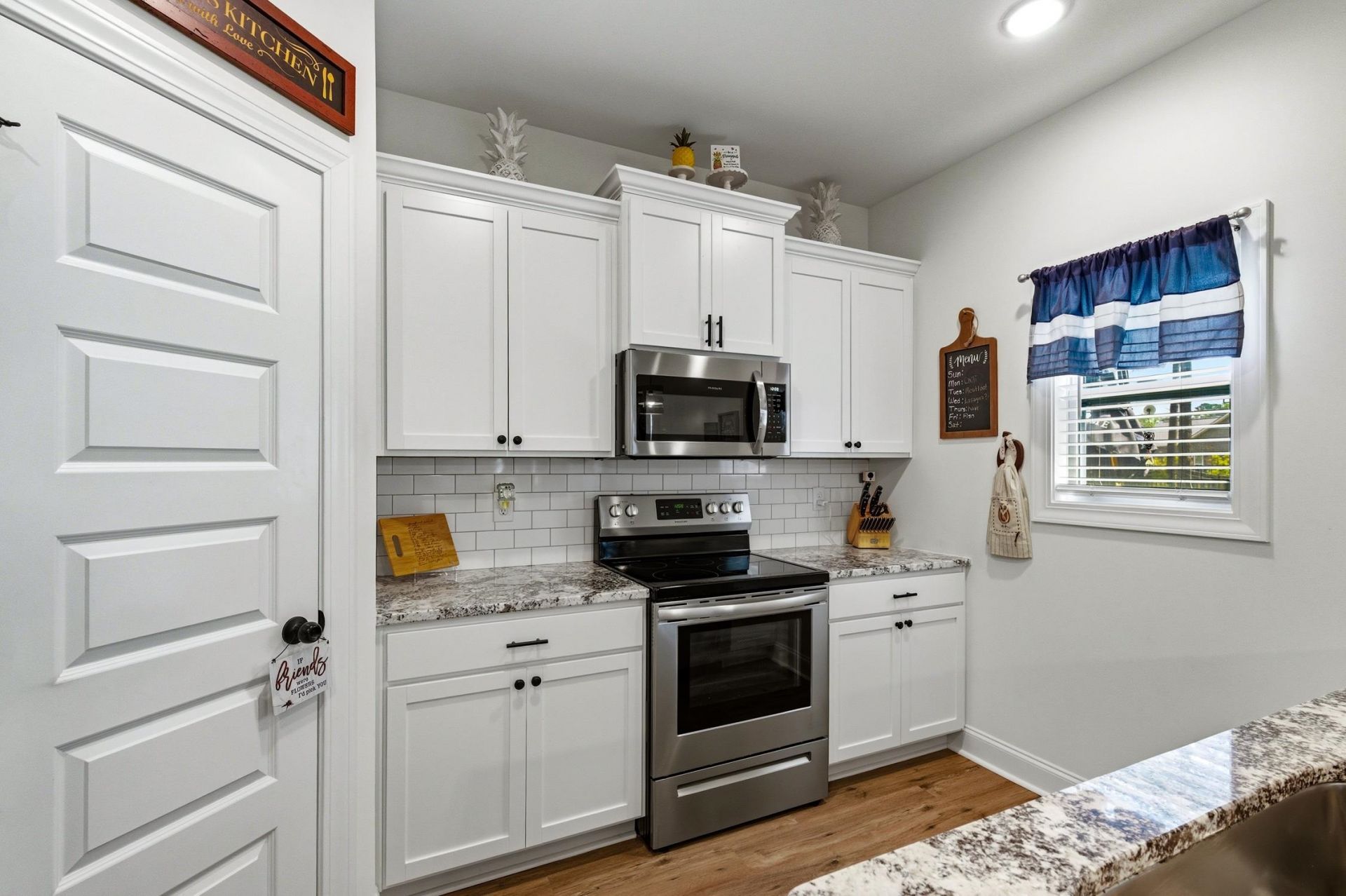 382 Long Meadow Dr. Photo 13