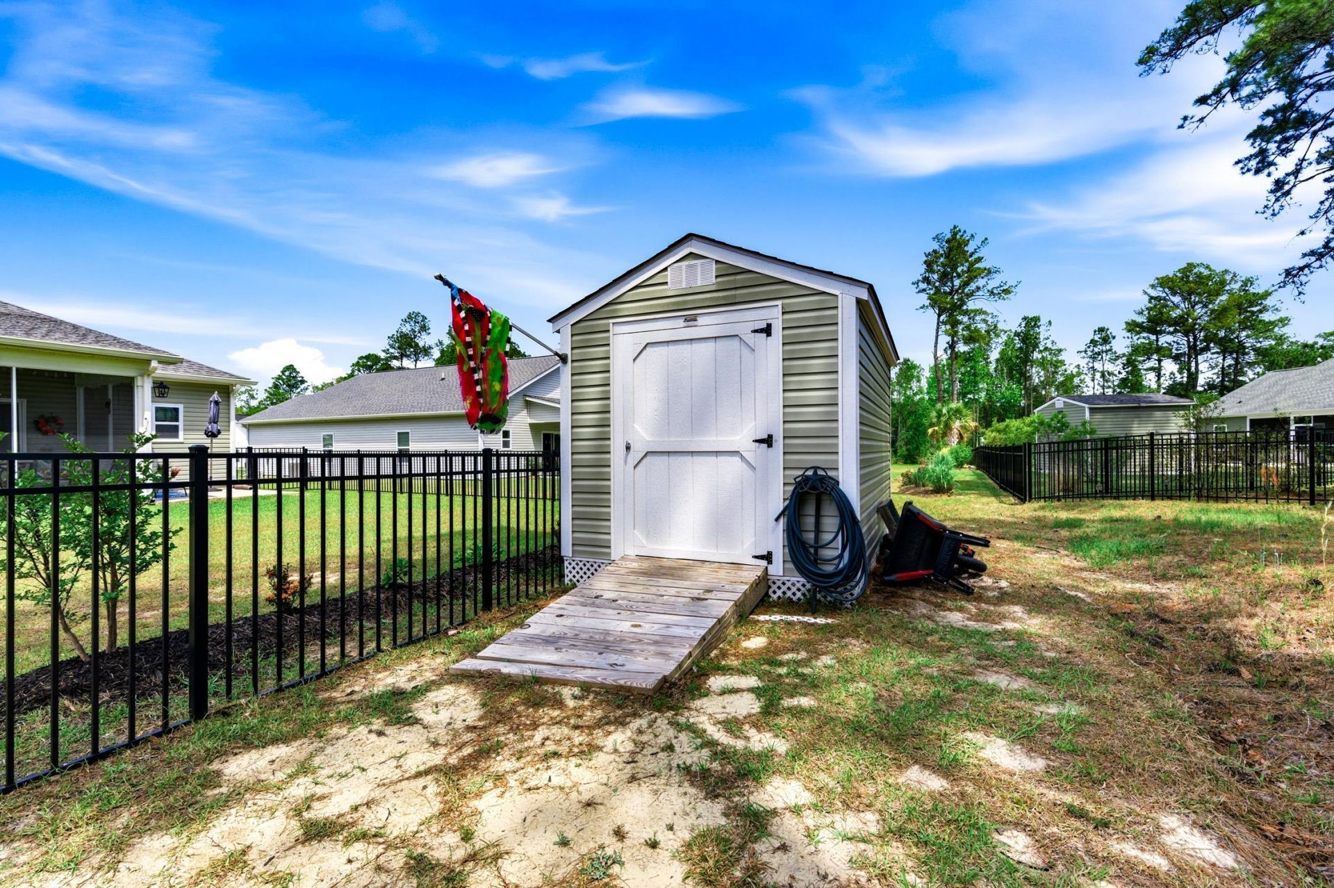 382 Long Meadow Dr. Photo 35