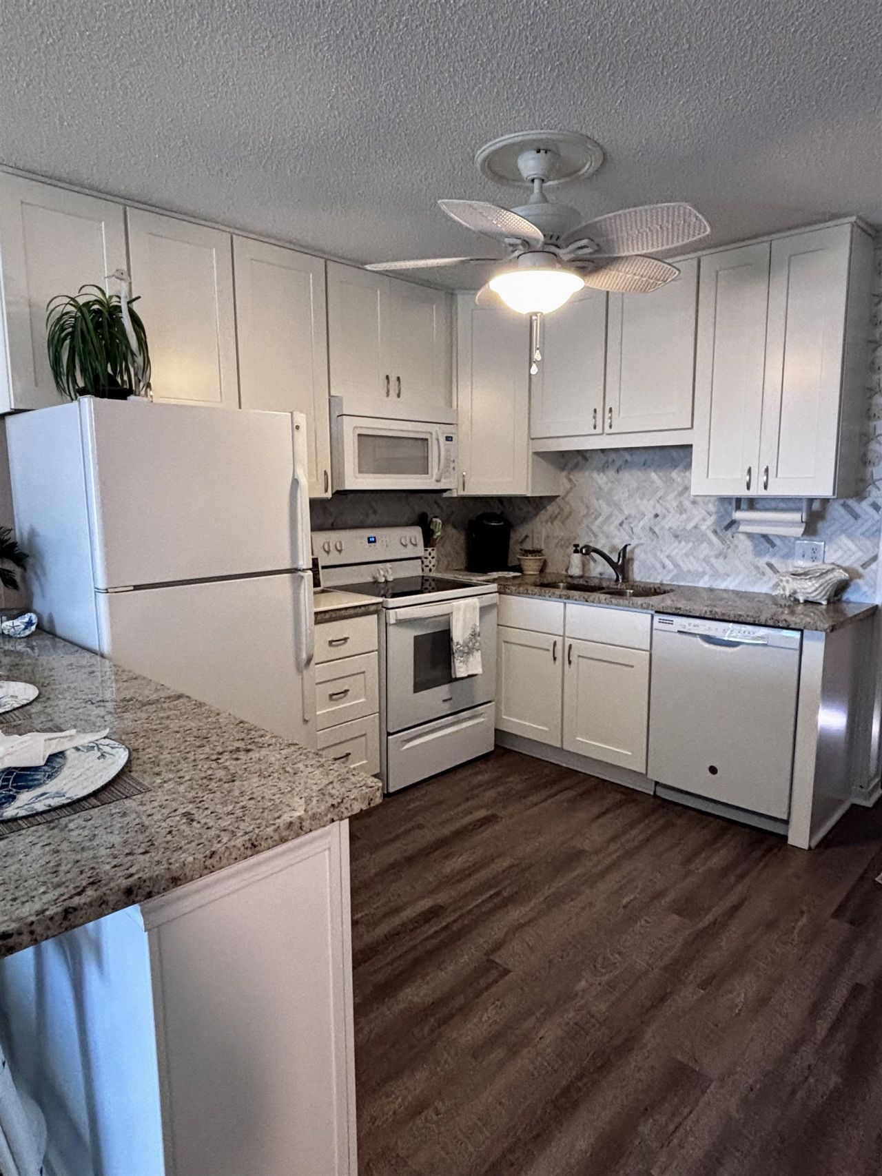 9600 Shore Dr.  Photo 7
