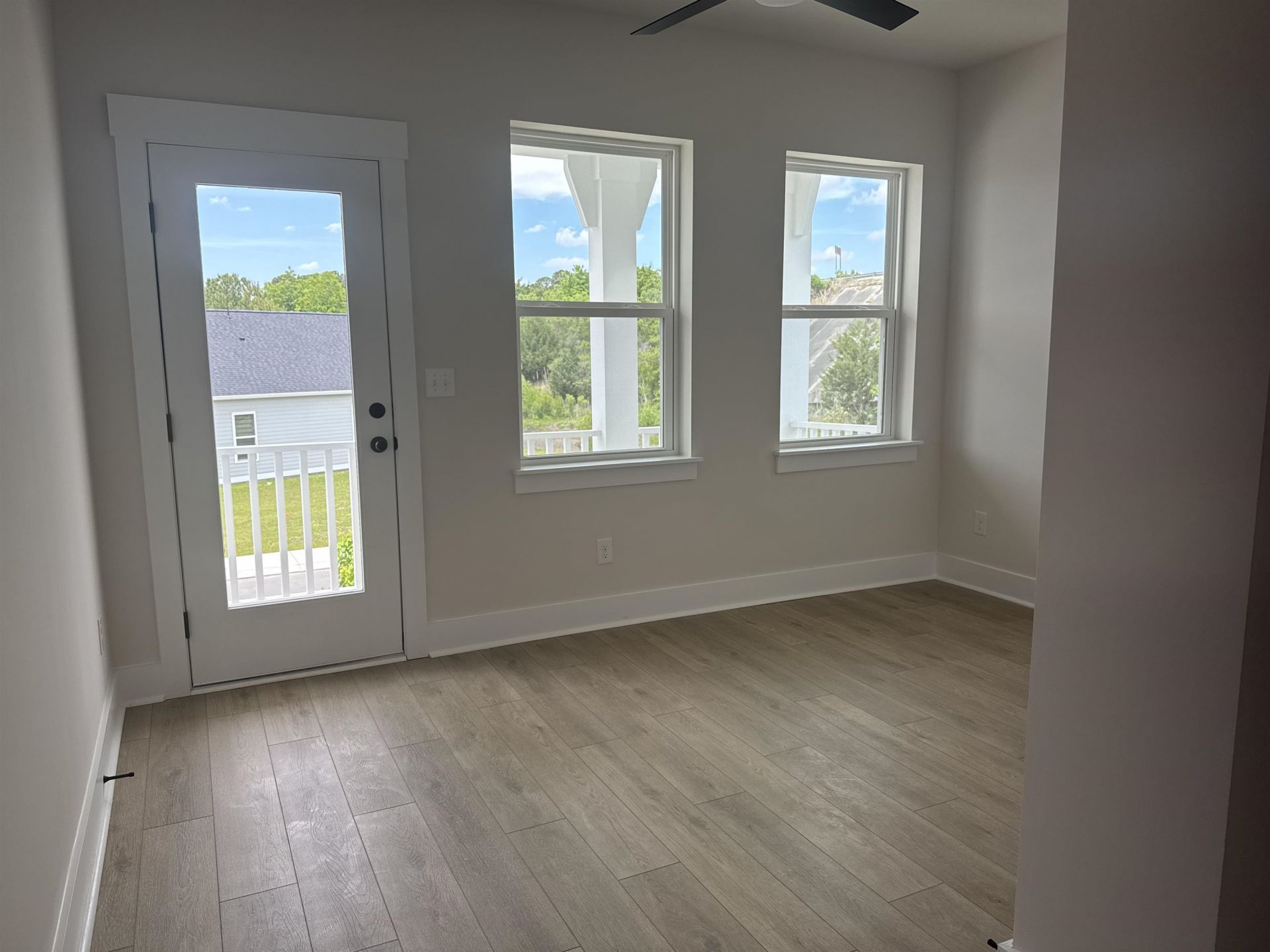 1004 Triton Ave.  Photo 11