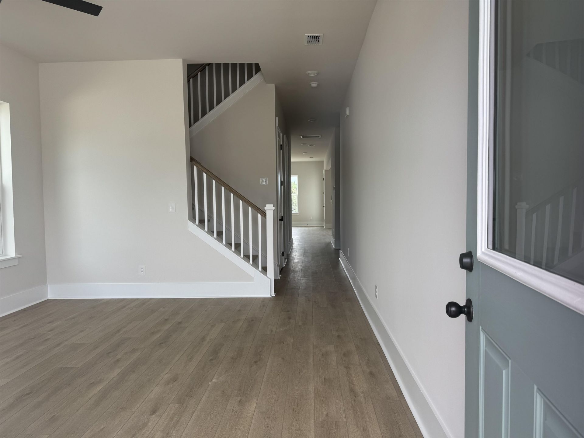 1004 Triton Ave.  Photo 12