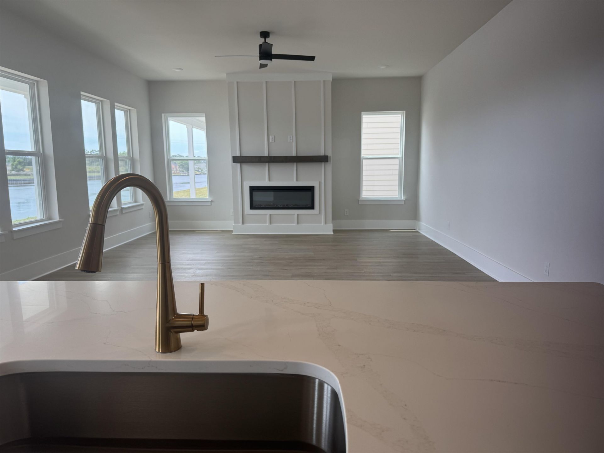 1004 Triton Ave.  Photo 15