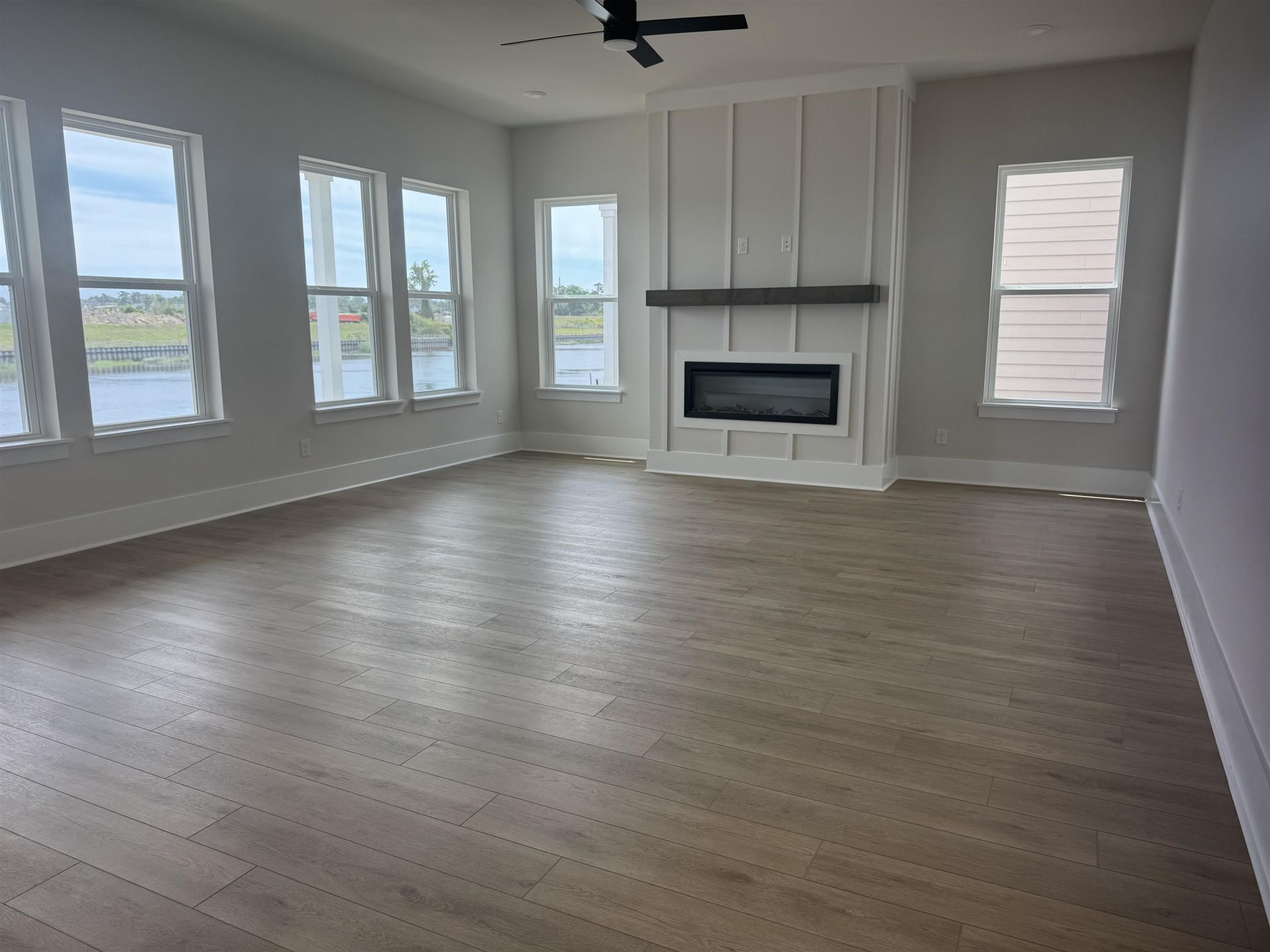 1004 Triton Ave.  Photo 16