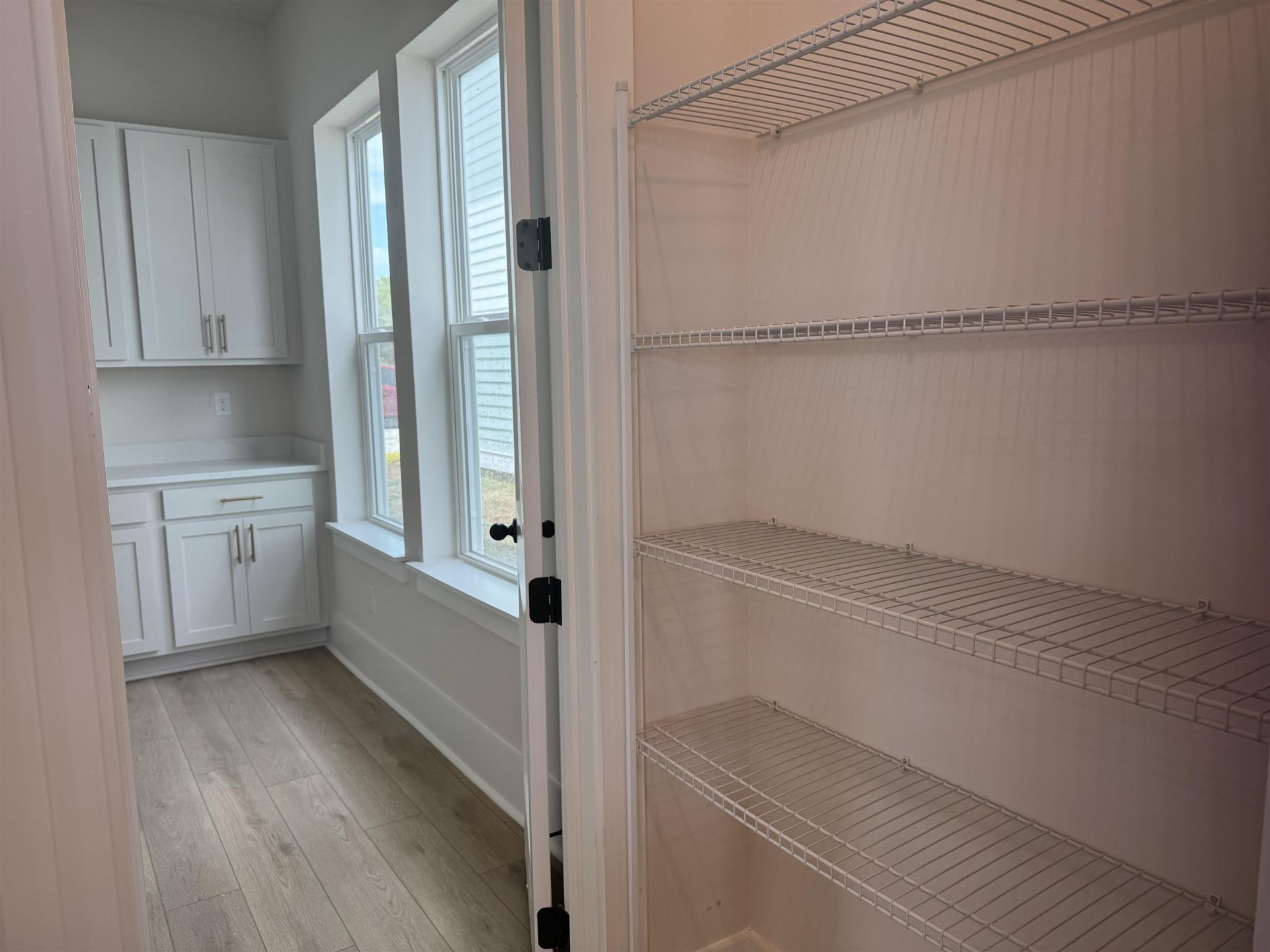 1004 Triton Ave.  Photo 19