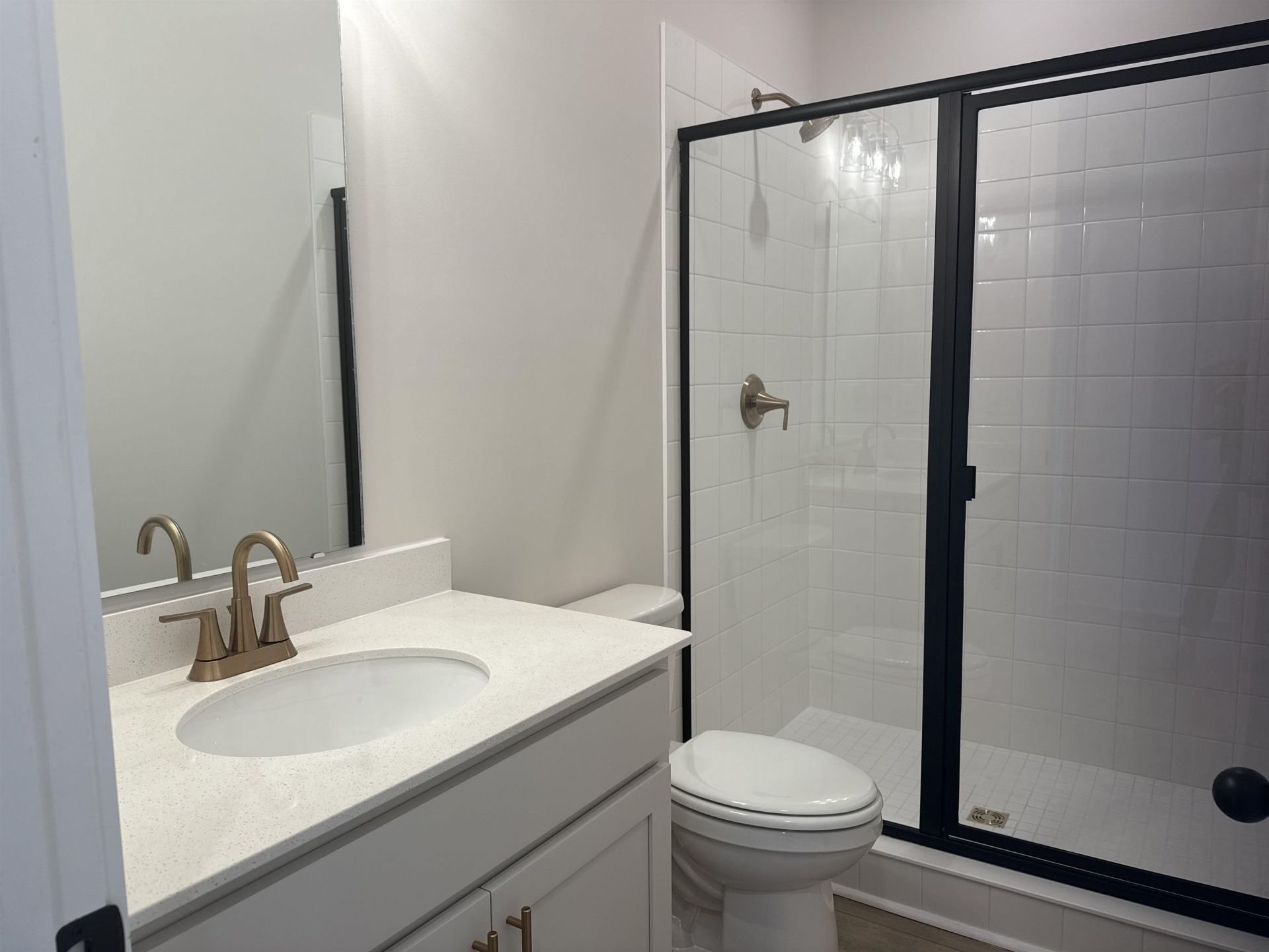 1004 Triton Ave.  Photo 21