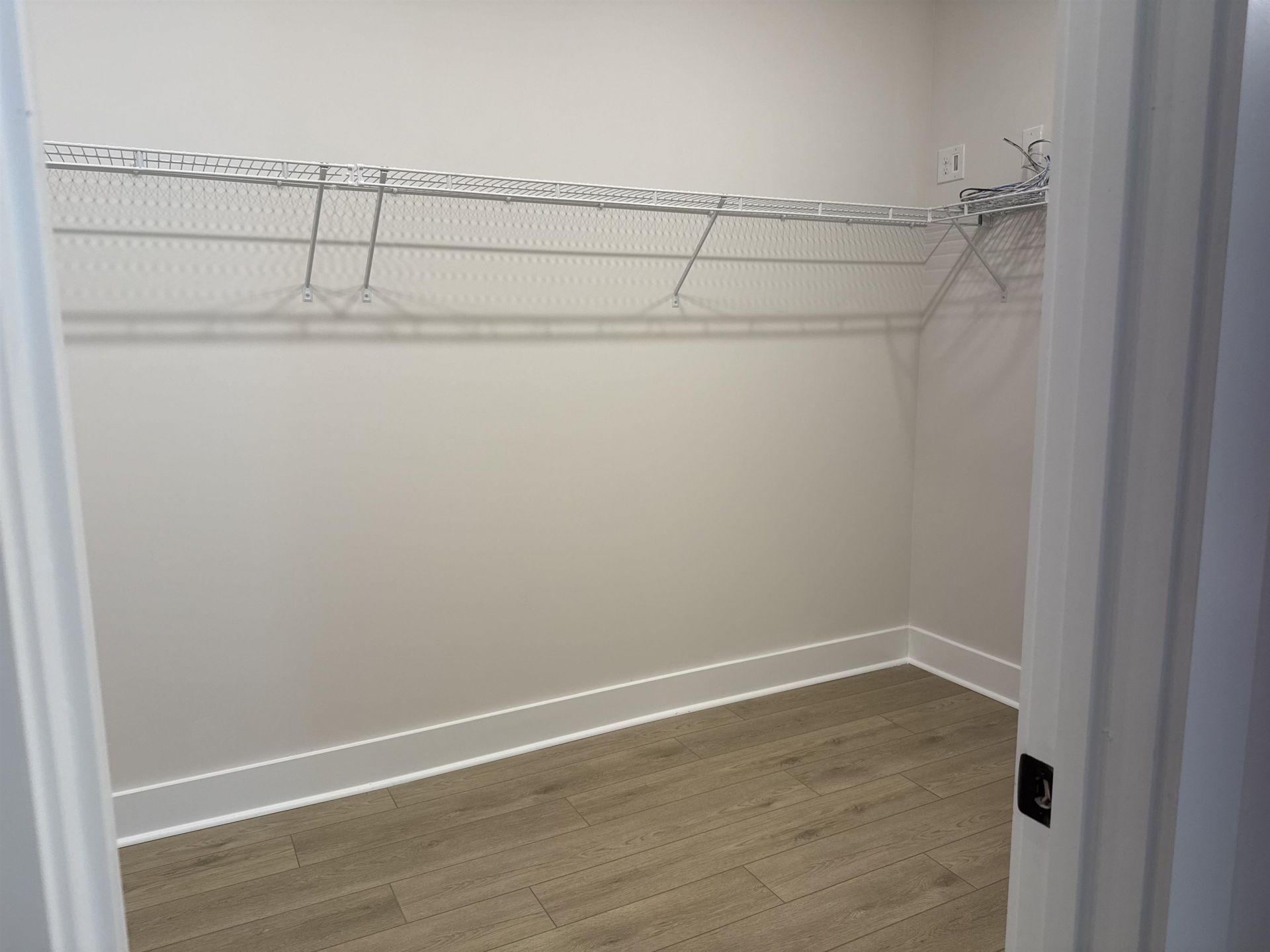 1004 Triton Ave.  Photo 28