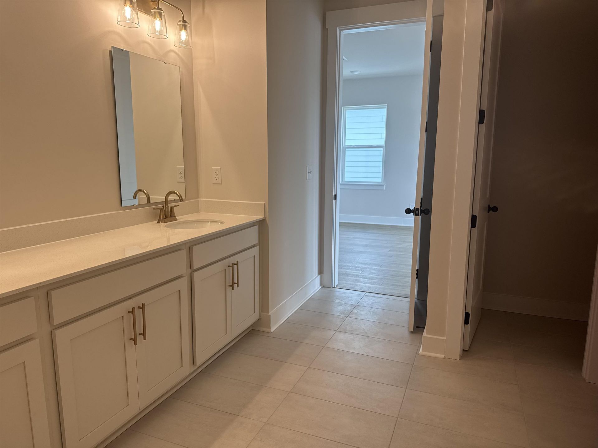 1004 Triton Ave.  Photo 29