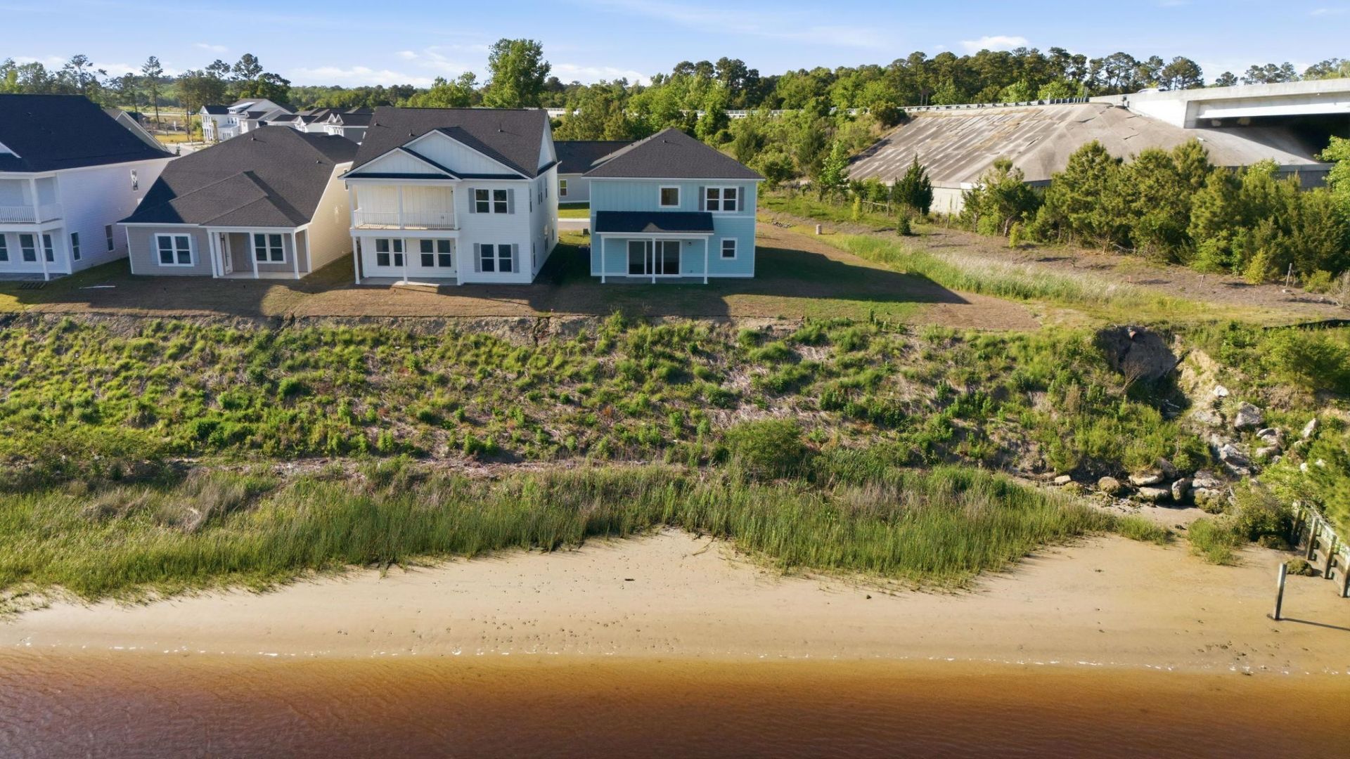 1004 Triton Ave.  Photo 4