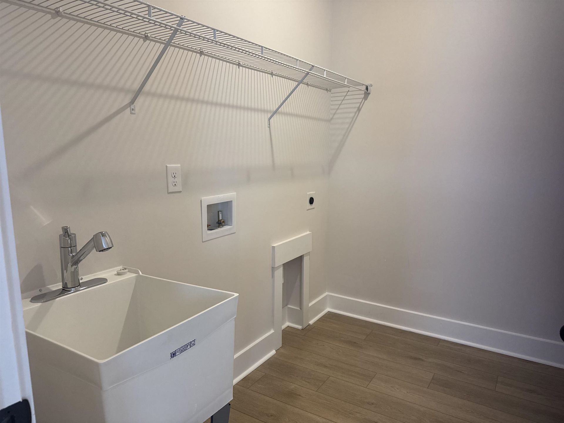 1004 Triton Ave.  Photo 42