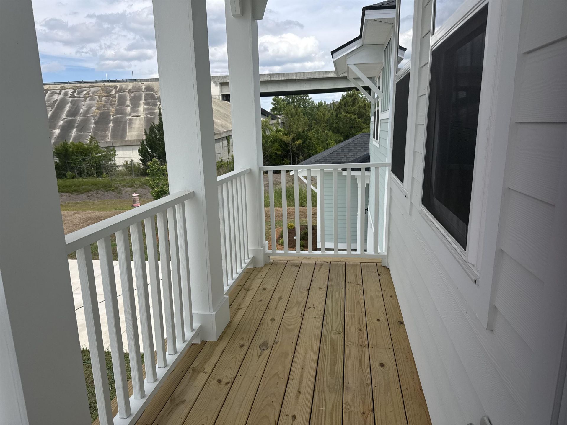 1004 Triton Ave.  Photo 9