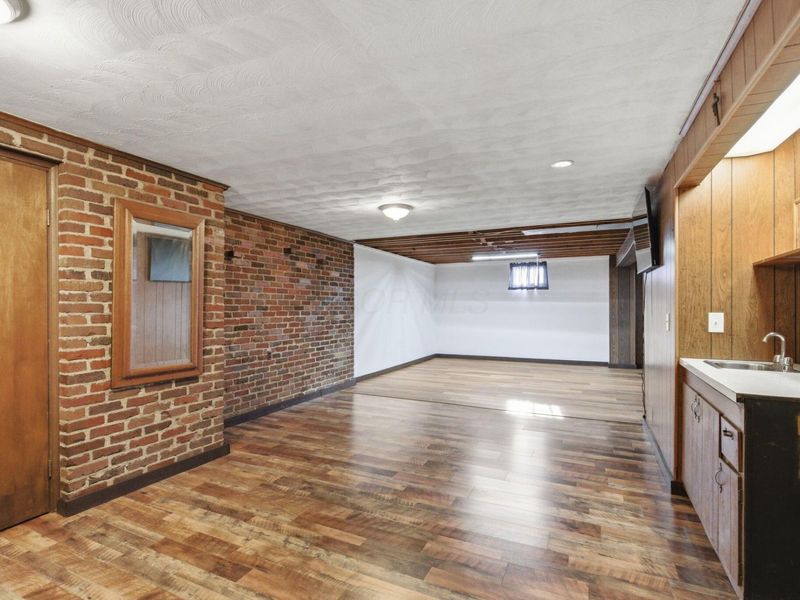 2445 Chandlersville , Zanesville, OH 43701 Photo 22