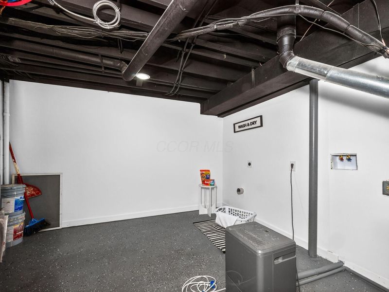 2398 Dunkirk Drive , Columbus, OH 43219 Photo 17