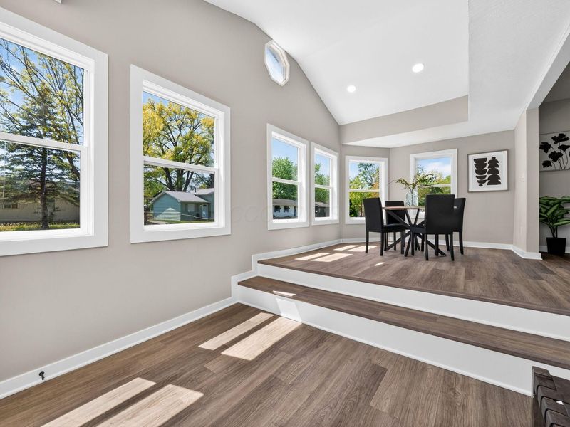 2398 Dunkirk Drive , Columbus, OH 43219 Photo 3