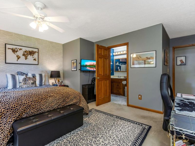 2229 Hedgerow Road , Unit 2229B, Columbus, OH 43220 Photo 22