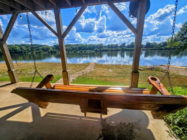 865 Arnold Ln , Savannah, TN 38372