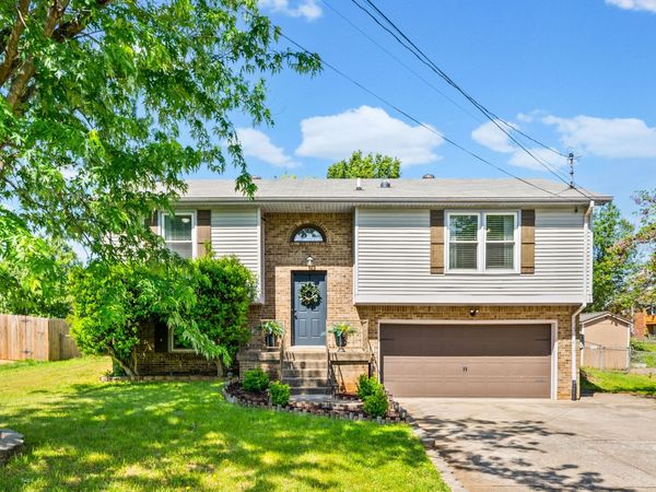 3324 Carrie Dr , Clarksville, TN 37042