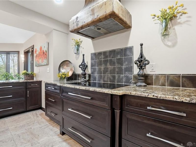 430 Leander Drive, Springfield Township, OH 45504 Photo 25