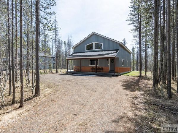 4060 Steelhead Drive, ISLAND PARK, ID 83429