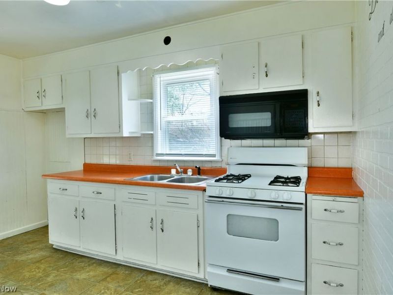 1479 Hamilton Street SW, Warren, OH 44485 Photo 13