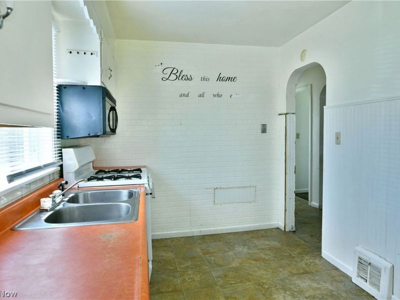 1479 Hamilton Street SW, Warren, OH 44485 Photo 16