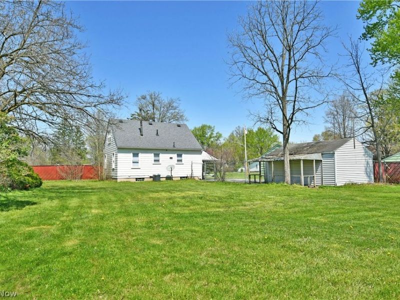 1479 Hamilton Street SW, Warren, OH 44485 Photo 2